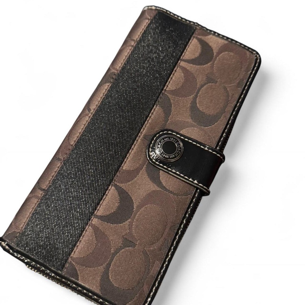 Elegant Coach Brown and Black Wallet